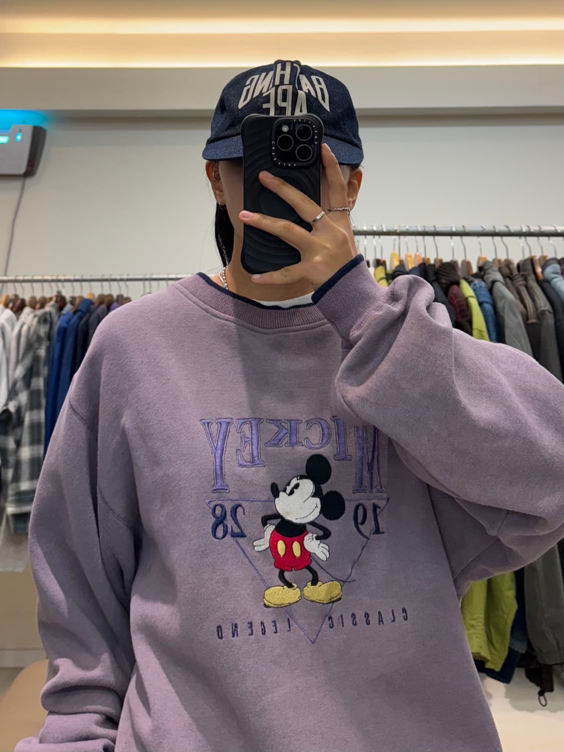 Mickey & Co 자수 그래픽 맨투맨 상품이미지6