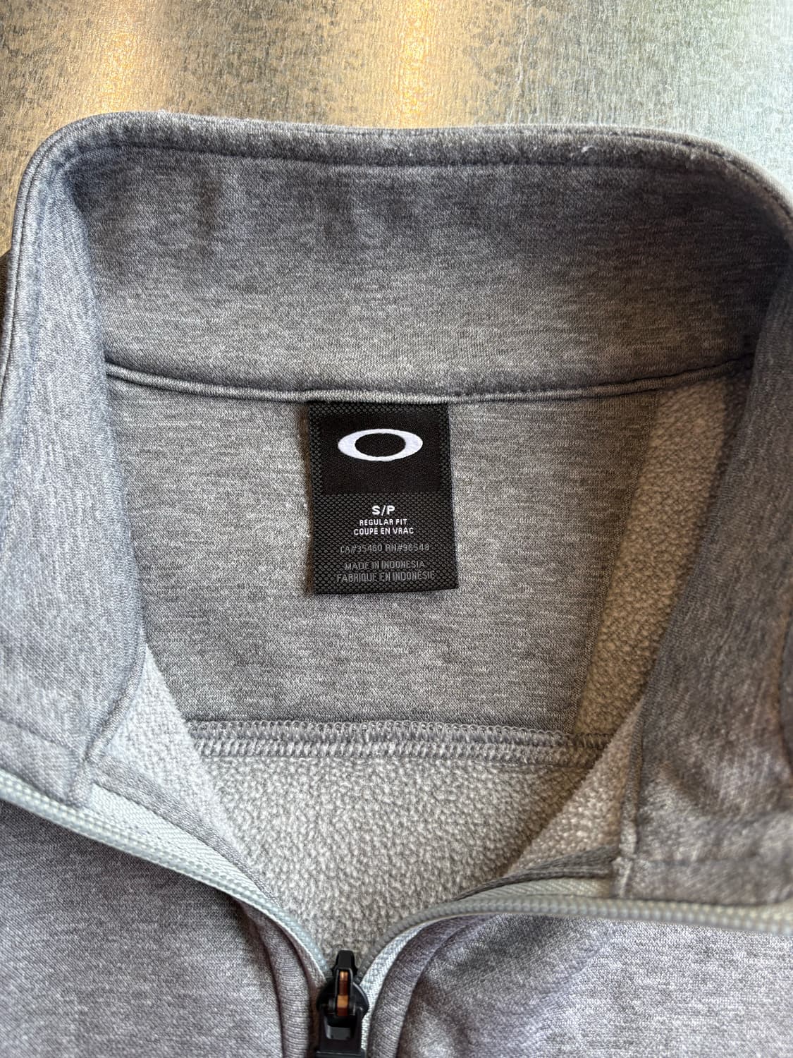 오클리 그레이 하프 집업 상품이미지4