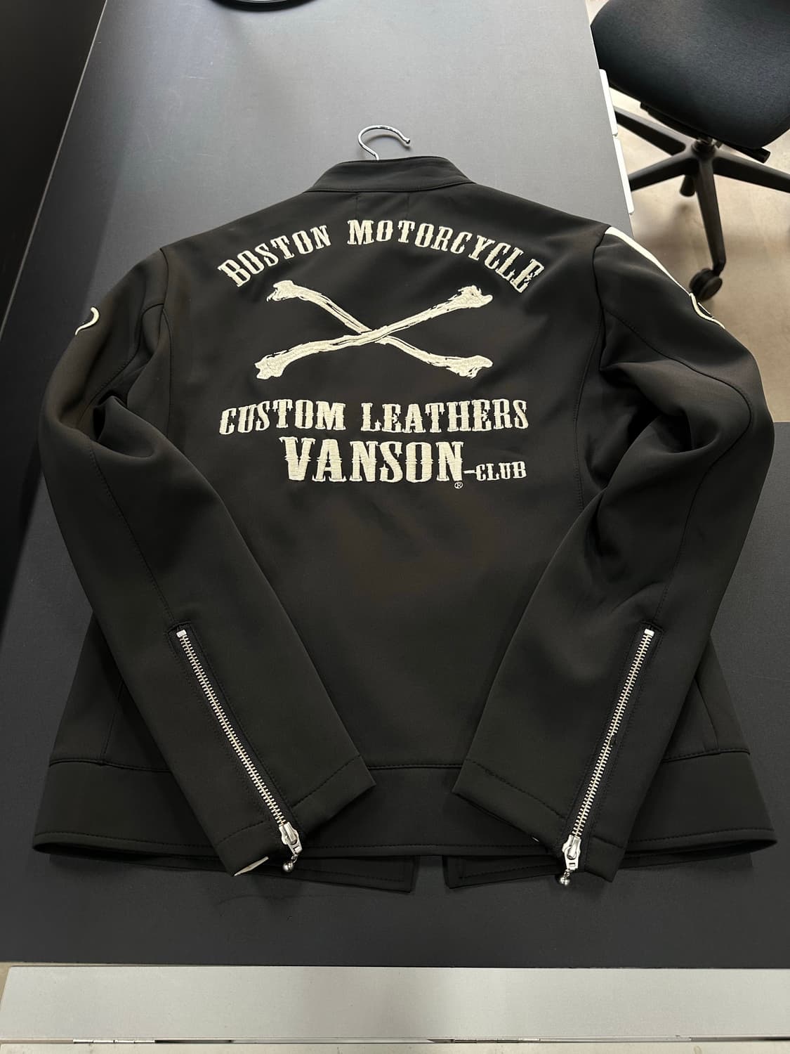 벤슨 본 넥버클 트랙 자켓 상품이미지7