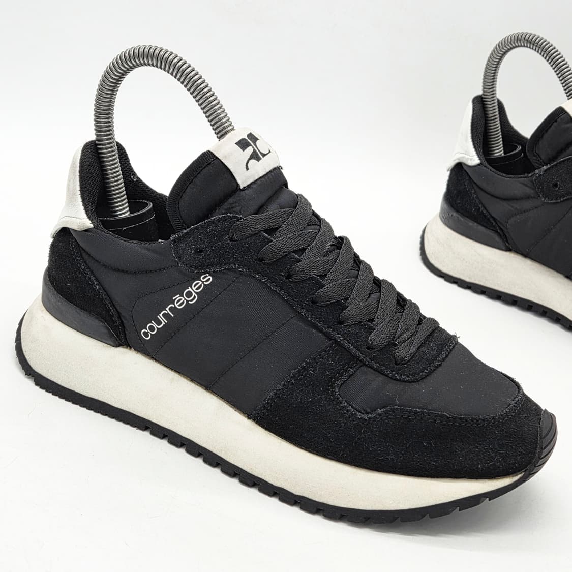 꾸레쥬 우먼스 트레이너 스니커즈 검/흰 (37) 상품이미지5