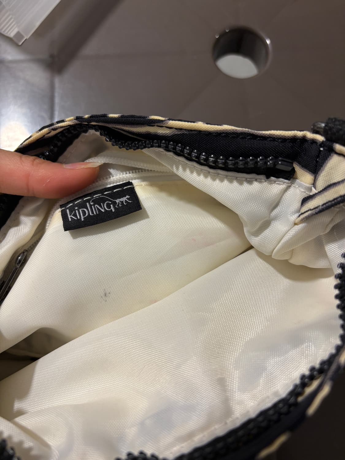 키플링 가방 상품이미지6