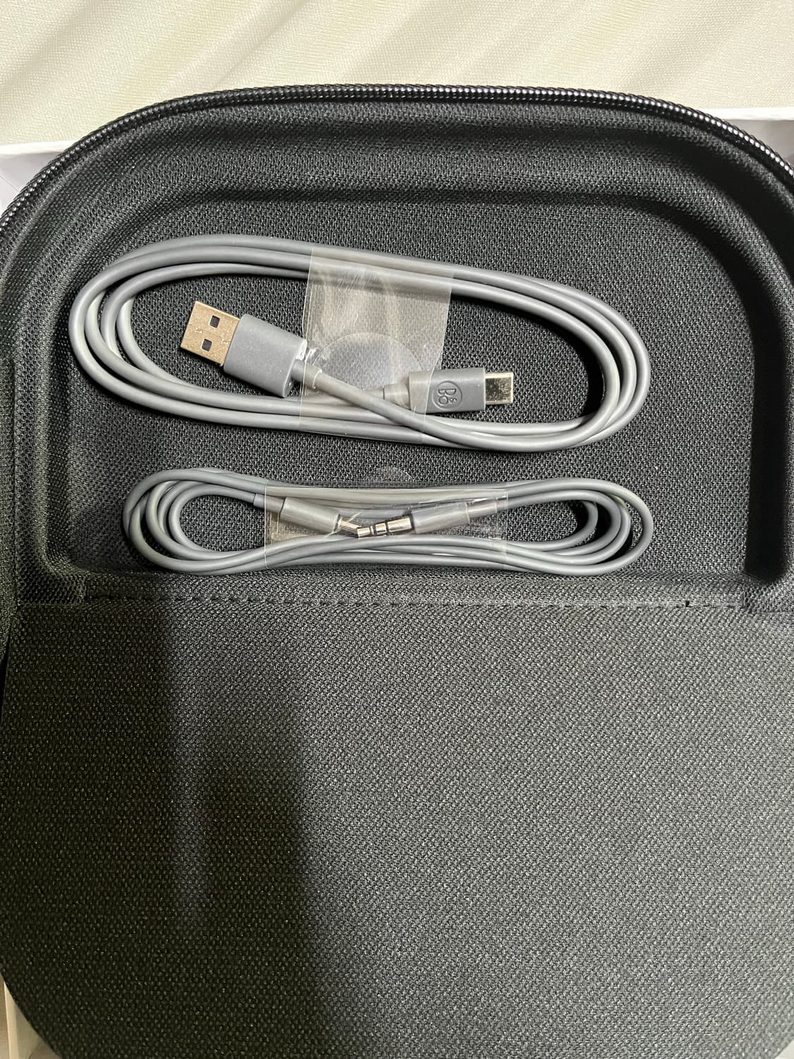 뱅앤올룹슨 hx 블랙 판매합니다. 상품이미지10