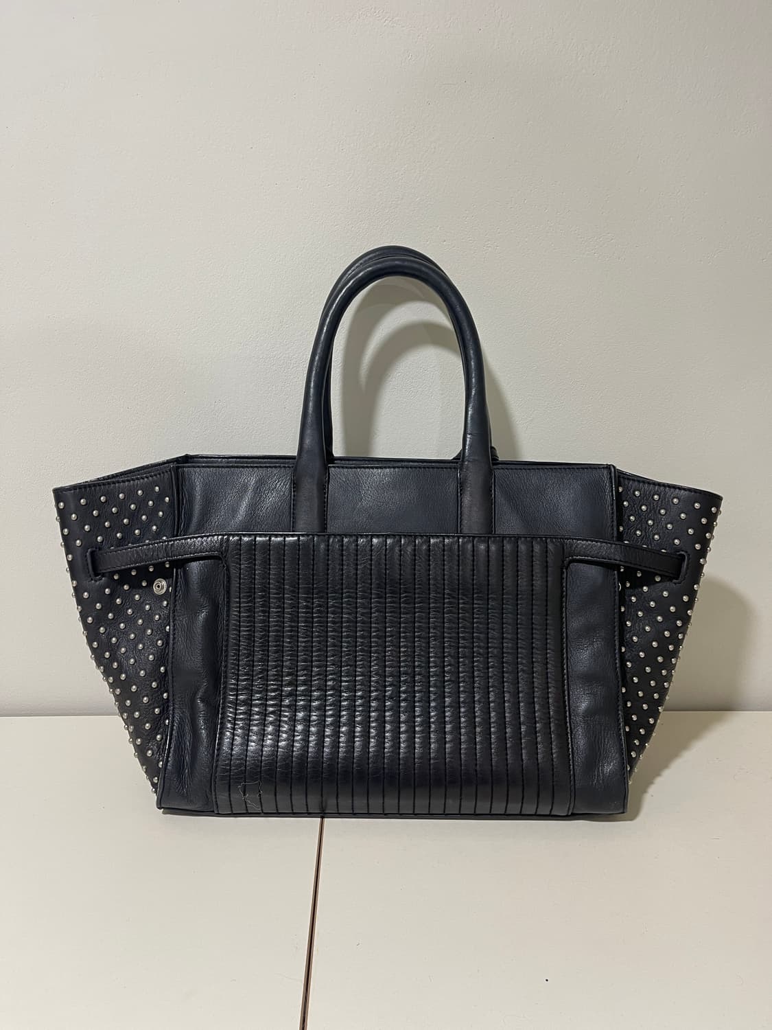 자딕앤볼테르 블랙 스터드 가죽 토트백 상품이미지2