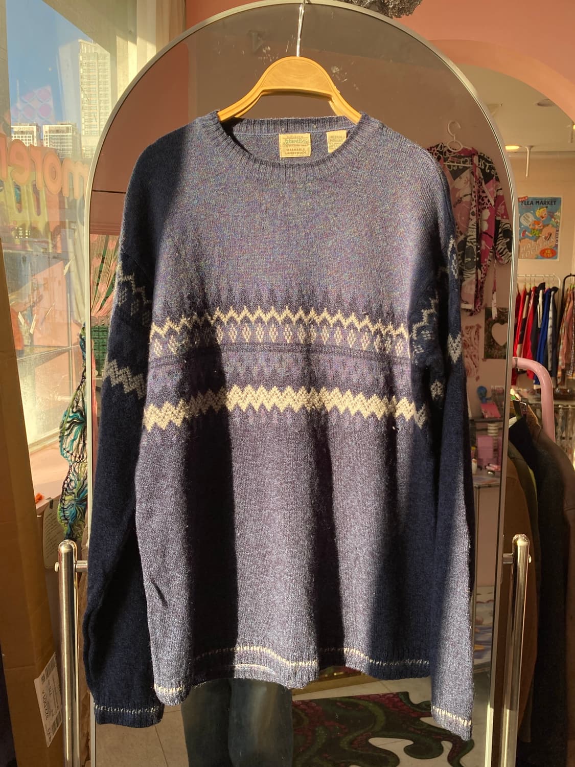 램스울 네이비 패턴 니트 상품이미지1