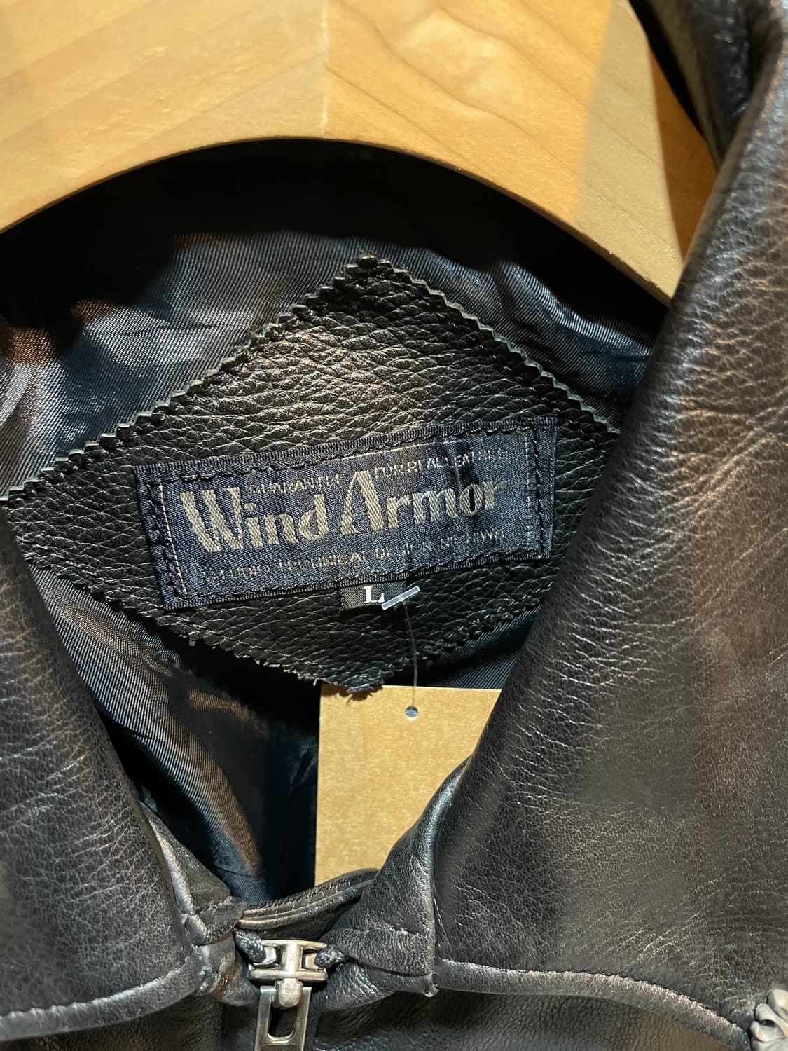 L Wind Armor 크로스 플로랄 문양 레더 자켓 상품이미지7
