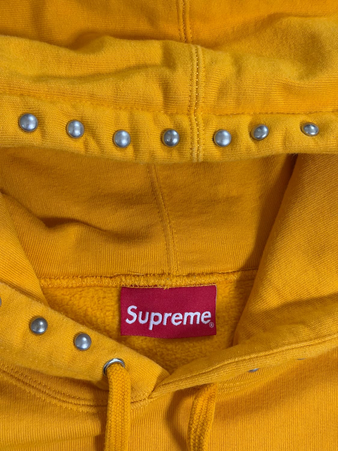 슈프림 18FW 스터디드 후드티 상품이미지6