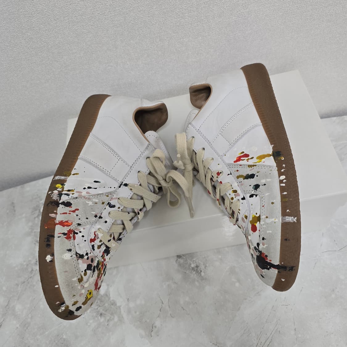 메종 마르지엘라 여성 독일군 페인팅 스니커즈 신발 36.5사이즈 판매 상품이미지4