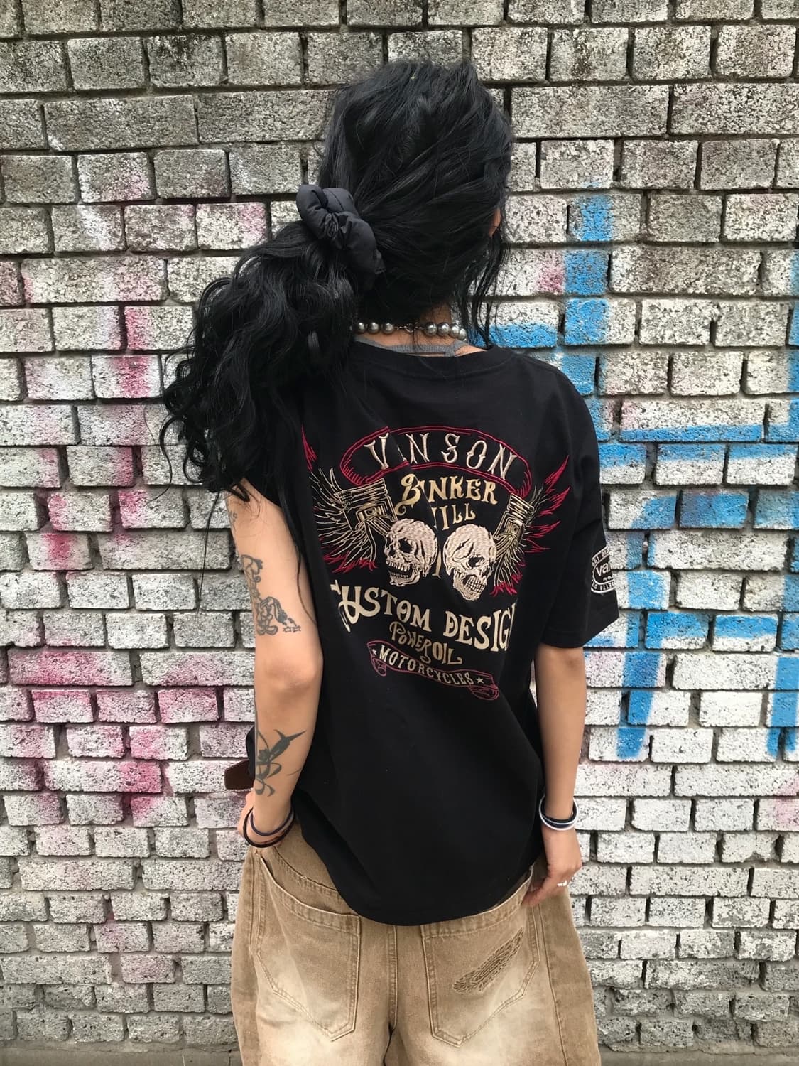 밴슨 스컬 자수&패치 반팔 티셔츠 상품이미지3