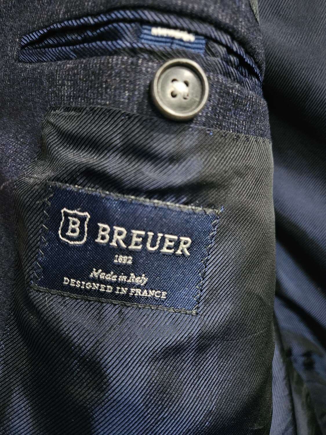 브로이어 네이비컬러 남성 50 정장자켓  상품이미지3