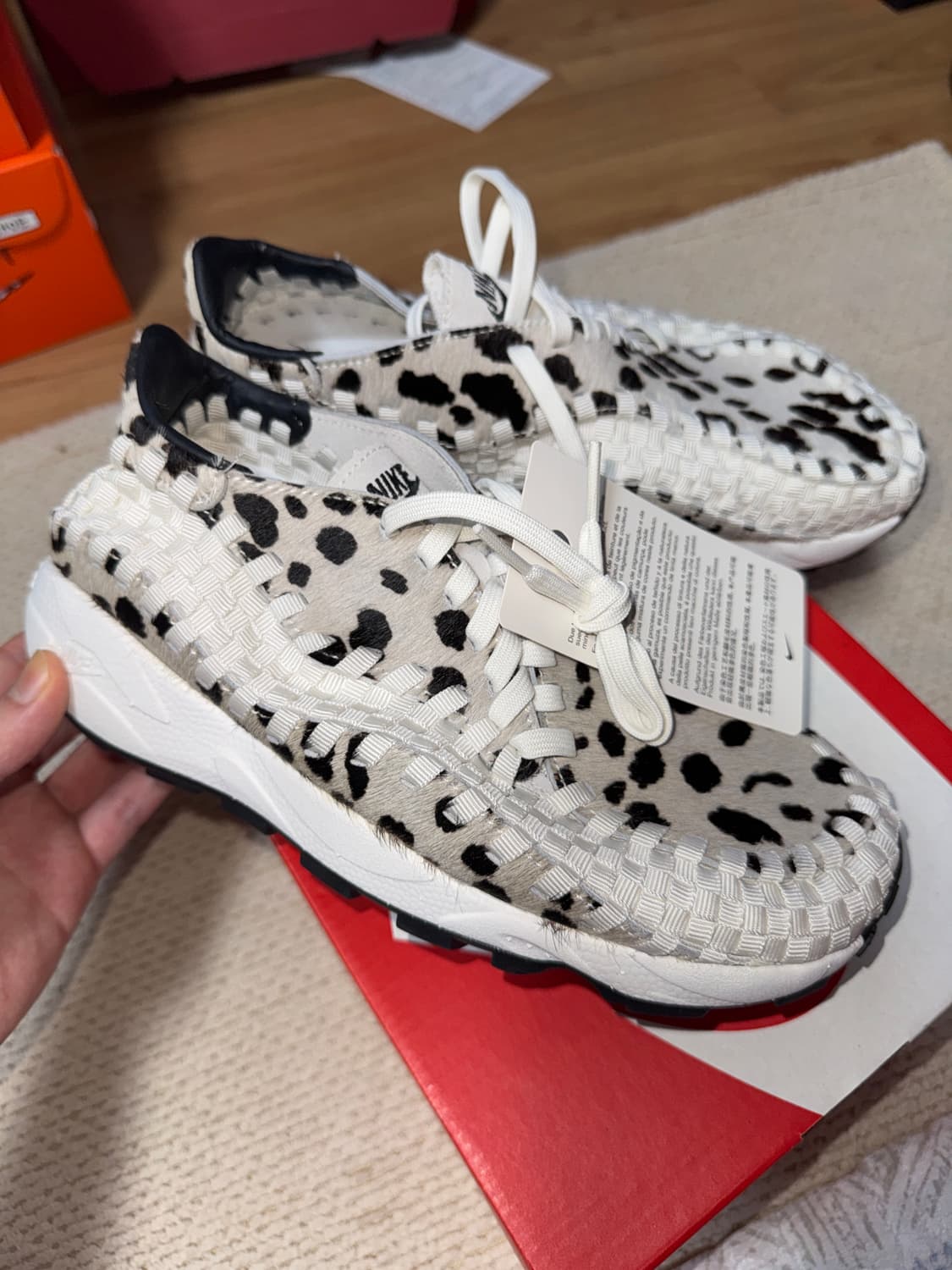 (W) 나이키 에어 풋스케이프 우븐 세일 앤 블랙 250mm 상품이미지1