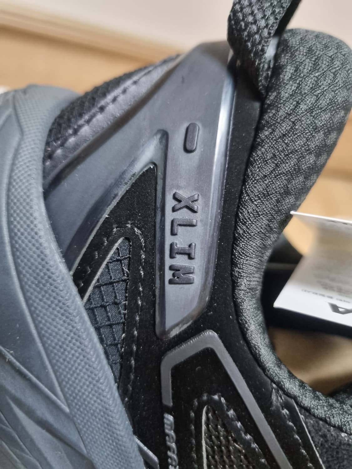 호카 x 엑슬림 마파테 스피드 2 TS 블랙 차콜
290 상품이미지4