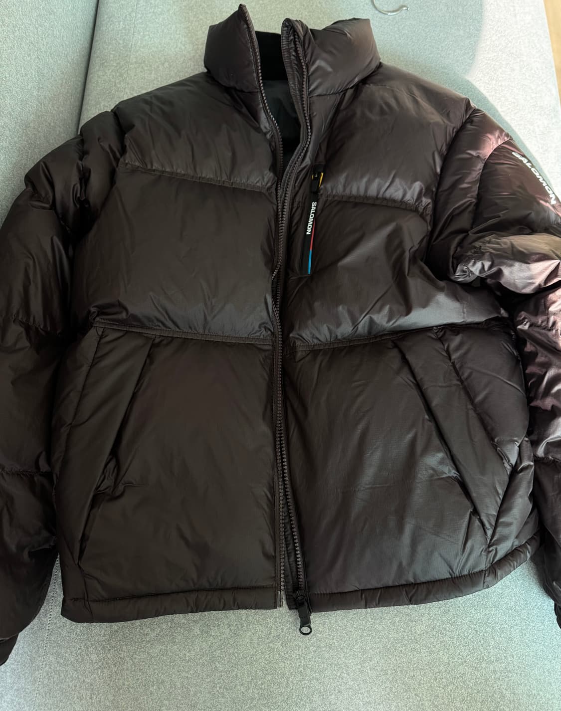 살로몬 컨투어 다운 자켓 초콜릿 색상 유니섹스 S 사이즈 상품이미지1