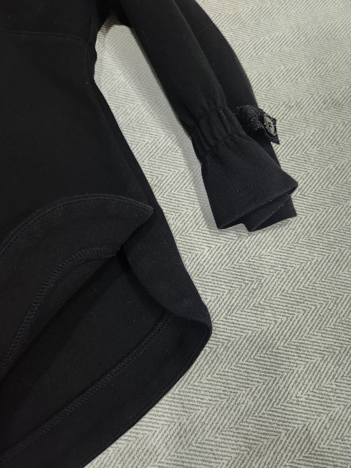 레니본 검정샏 후드티 여성 S사이즈 상품이미지5