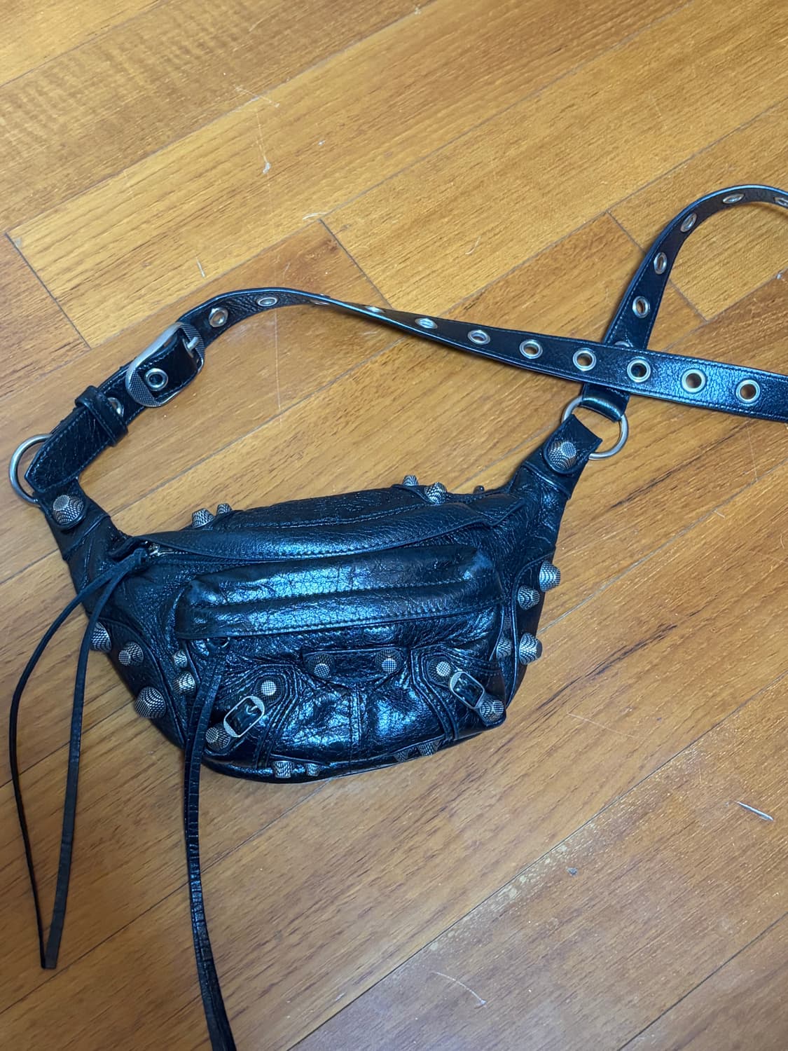 르카골 벨트백 상품이미지1