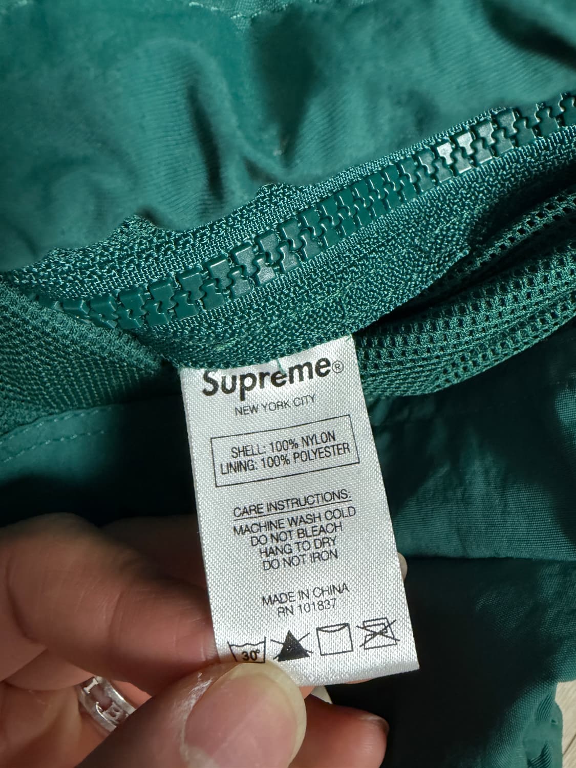 [L] 슈프림 아노락 상품이미지4