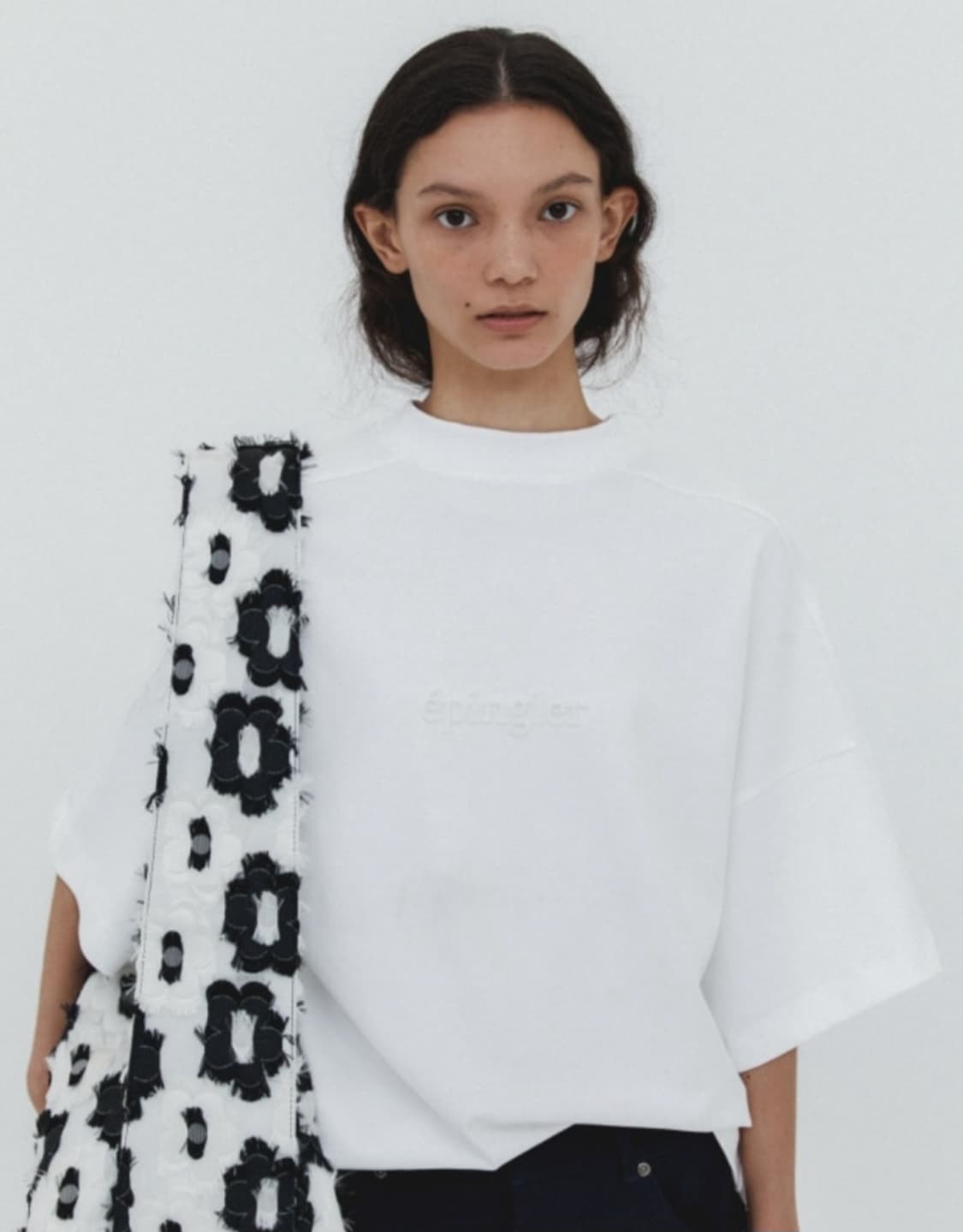 새상품) 에핑글러 엠보 반팔티 화이트  s사이즈(55-66사이즈)  상품이미지1