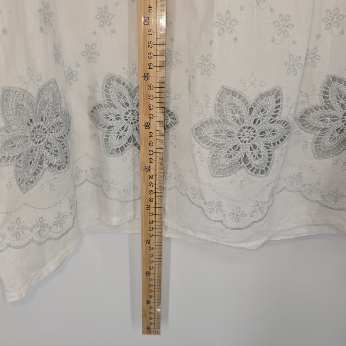 일본 빈티지 화이트 플라워 자수 반팔 블라우스 상품이미지4