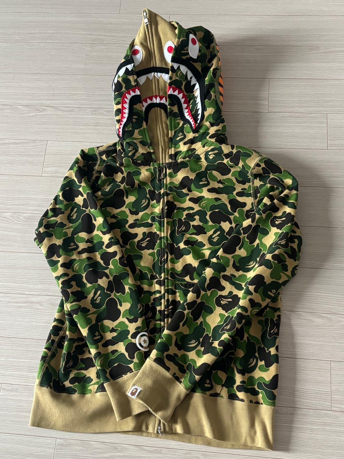 베이프 더블 샤크후드 M 상품이미지1