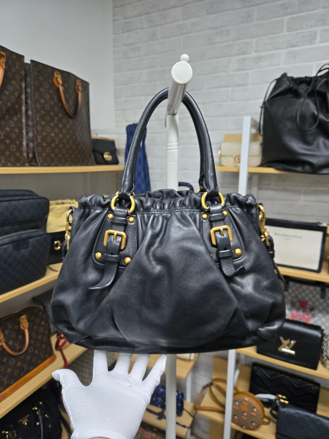 [특가][정품]프라다 가죽 숄더백 상품이미지4