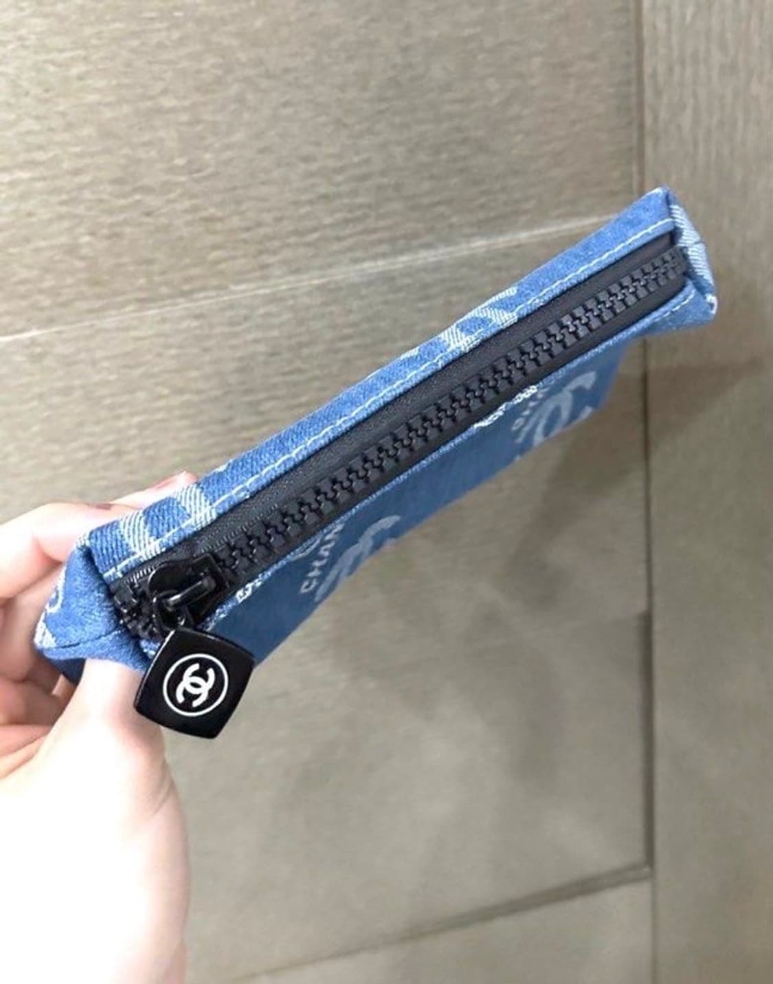  샤넬뷰티 데님 스퀘어 파우치 클러치 상품이미지7