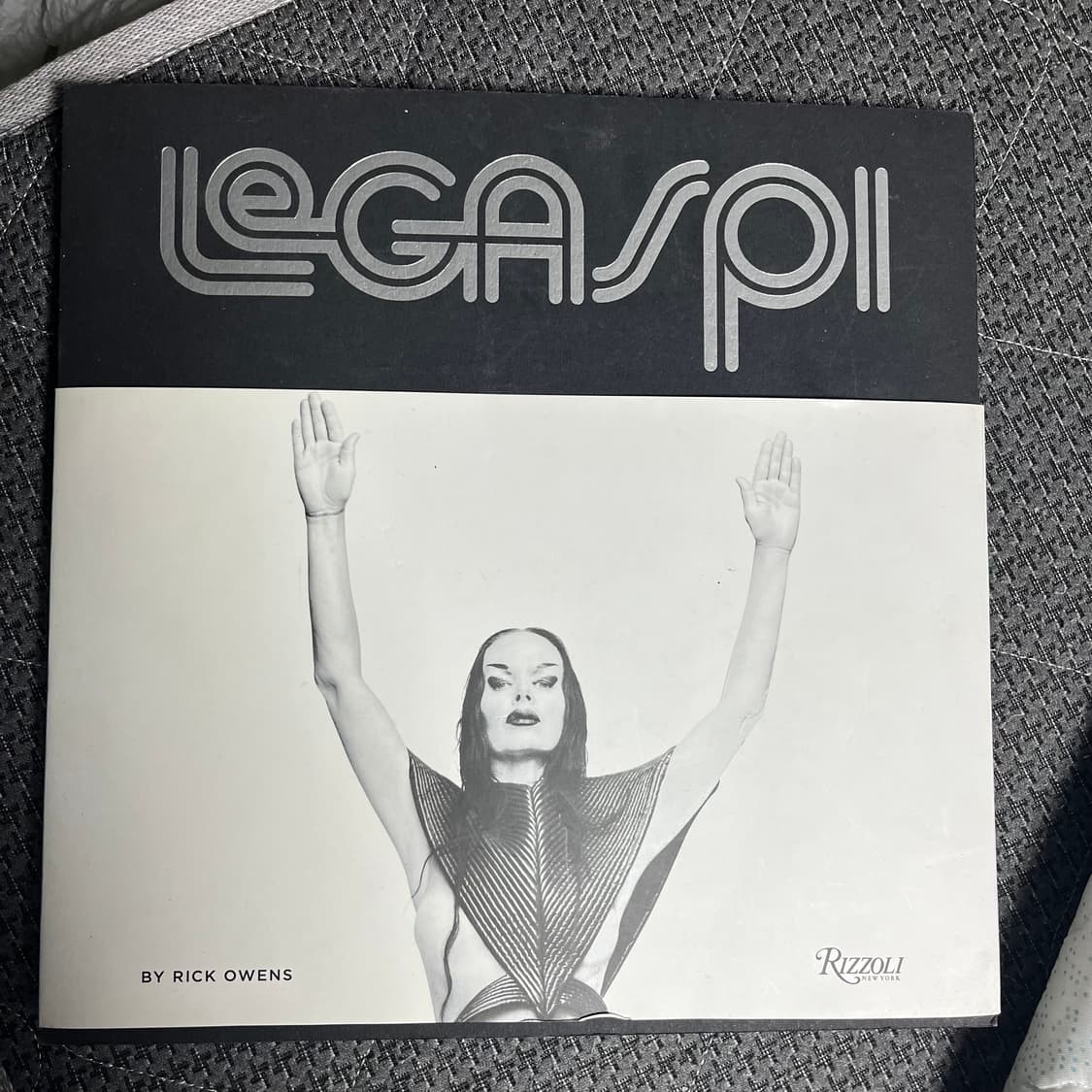 릭오웬스 LEGASPI 포토북 상품이미지1