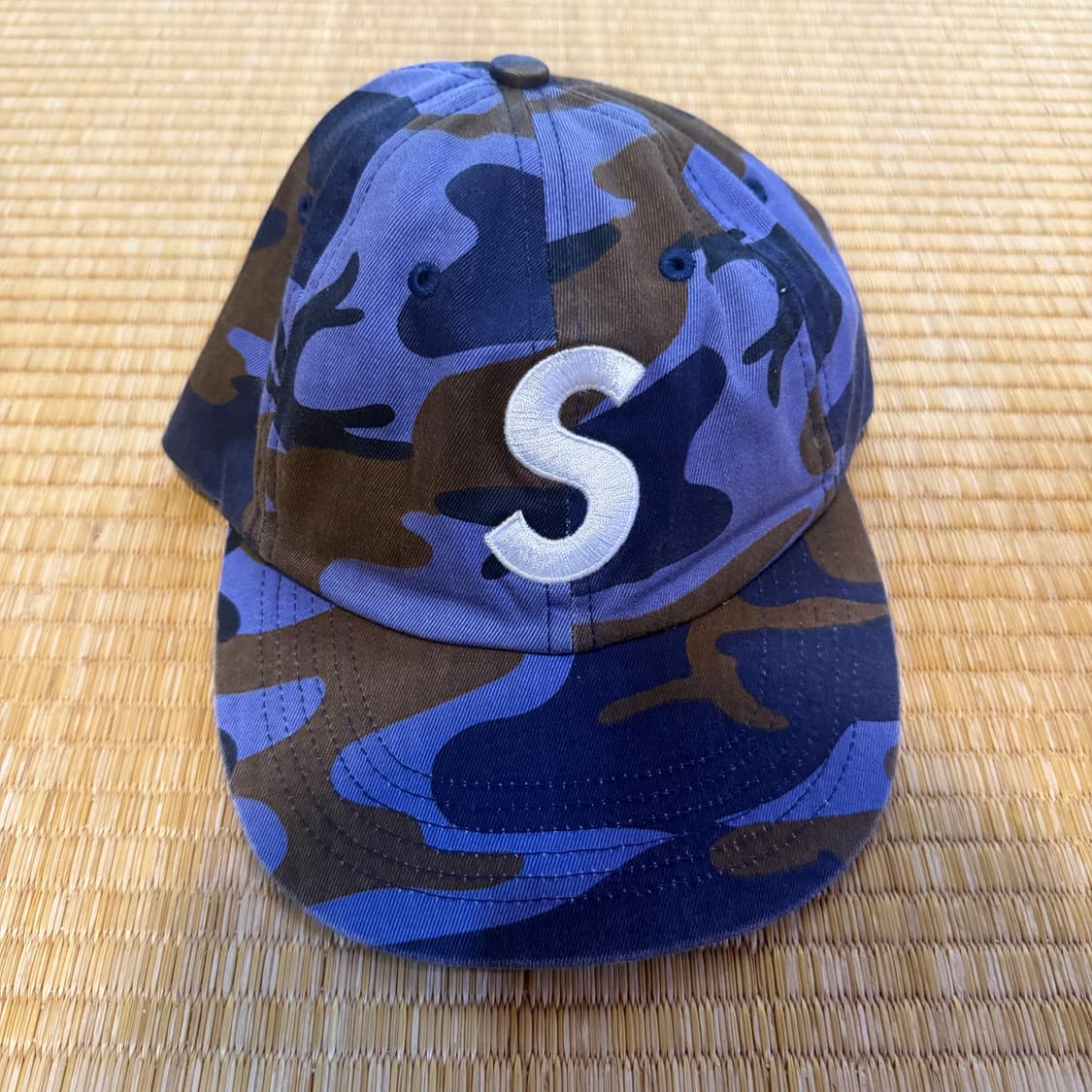 슈프림 s로고 카모 볼캡 상품이미지1