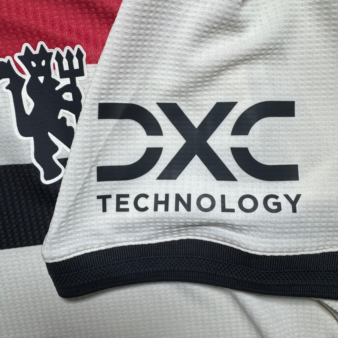 24-25 맨체스터 유나이티드 서드 어센틱 유니폼 상품이미지5