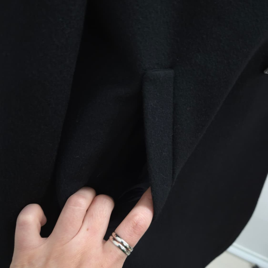 울 100% 블랙 여성 오버핏 더블 코트 상품이미지9