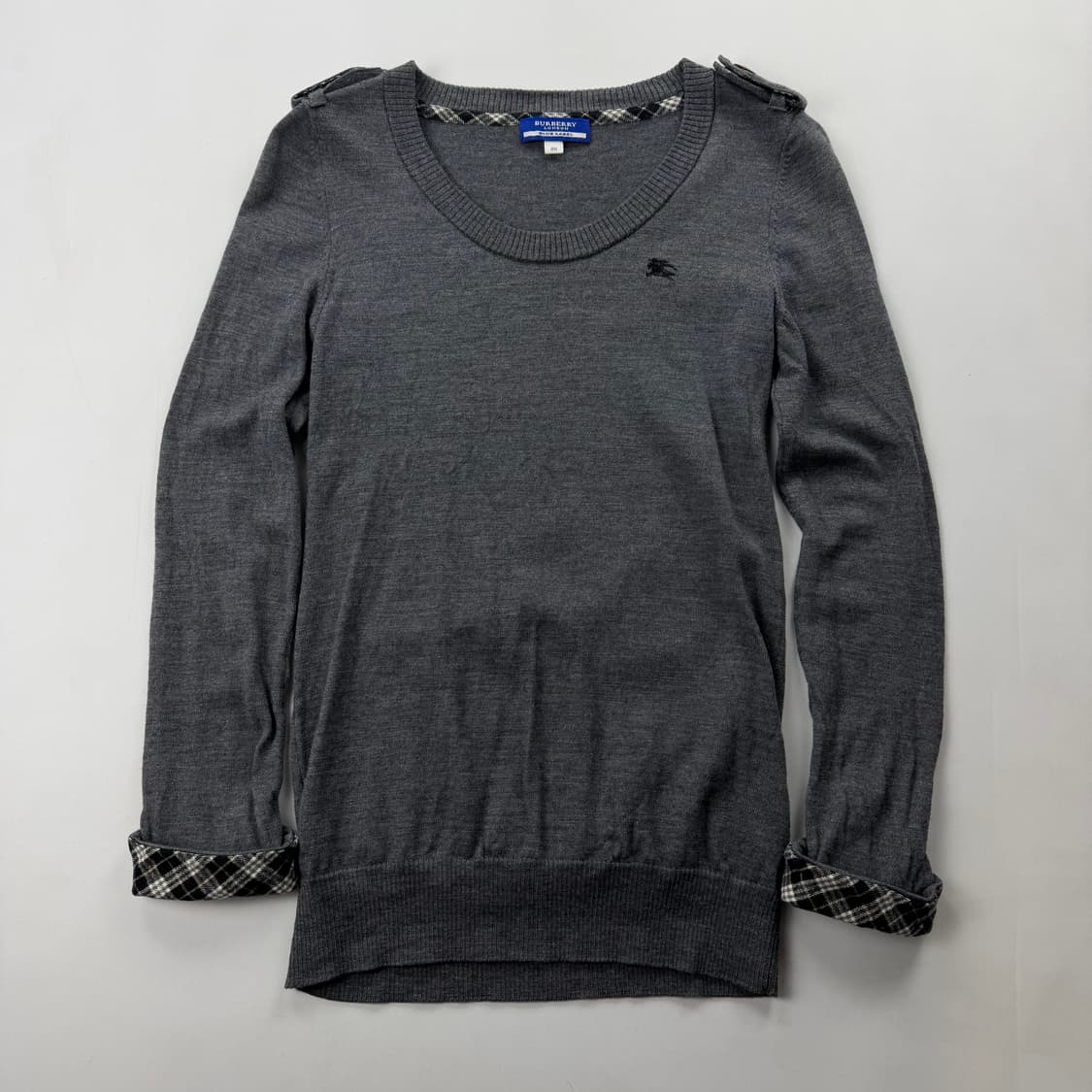 버버리 블루라벨 견장 디테일 니트 상품이미지1