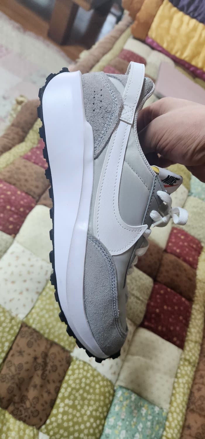 나이키 여성 와플 데뷰 운동화250 새거급 상품이미지2