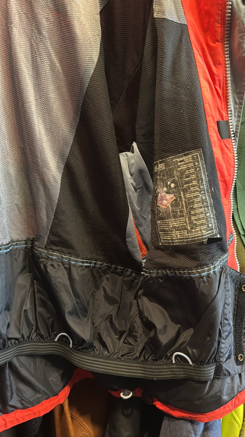 Nike ACG 빨간색 아우터 레이어 105 상품이미지4