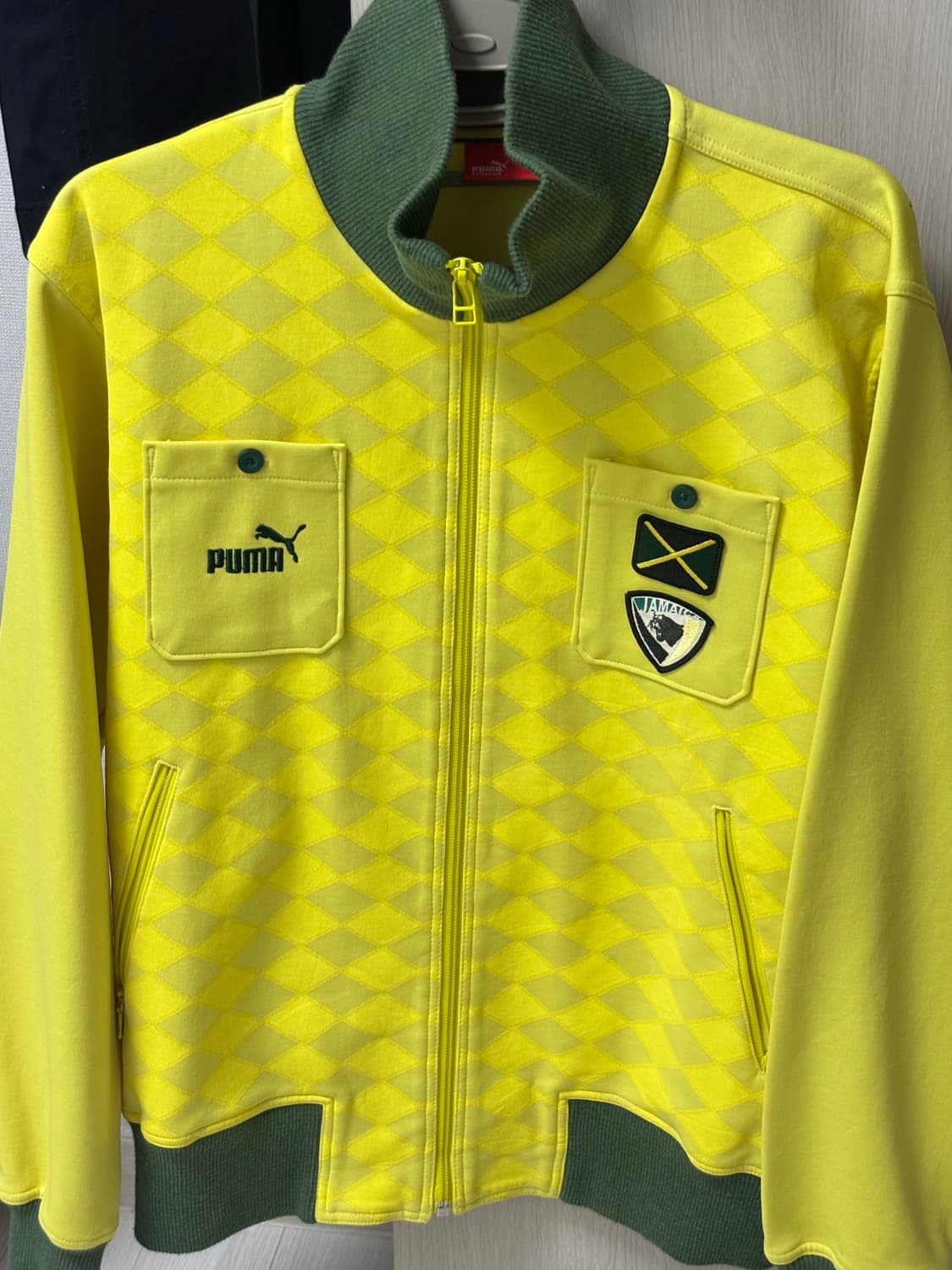 초레어템!! 일본 푸마 희귀 트랙 자켓 라임그린 상품이미지2