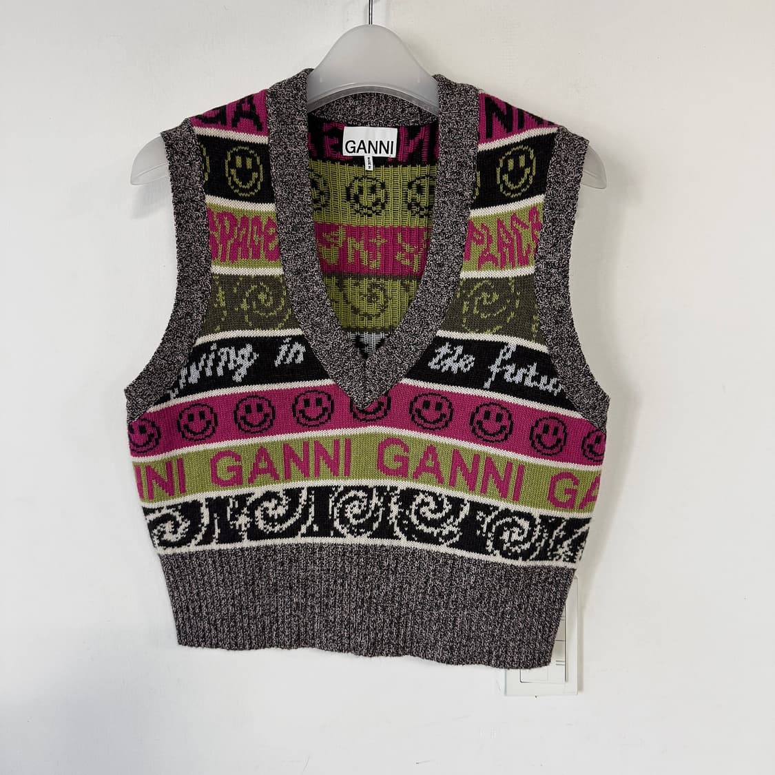 가니 로고 자카드 울 브이넥 베스트 상품이미지3