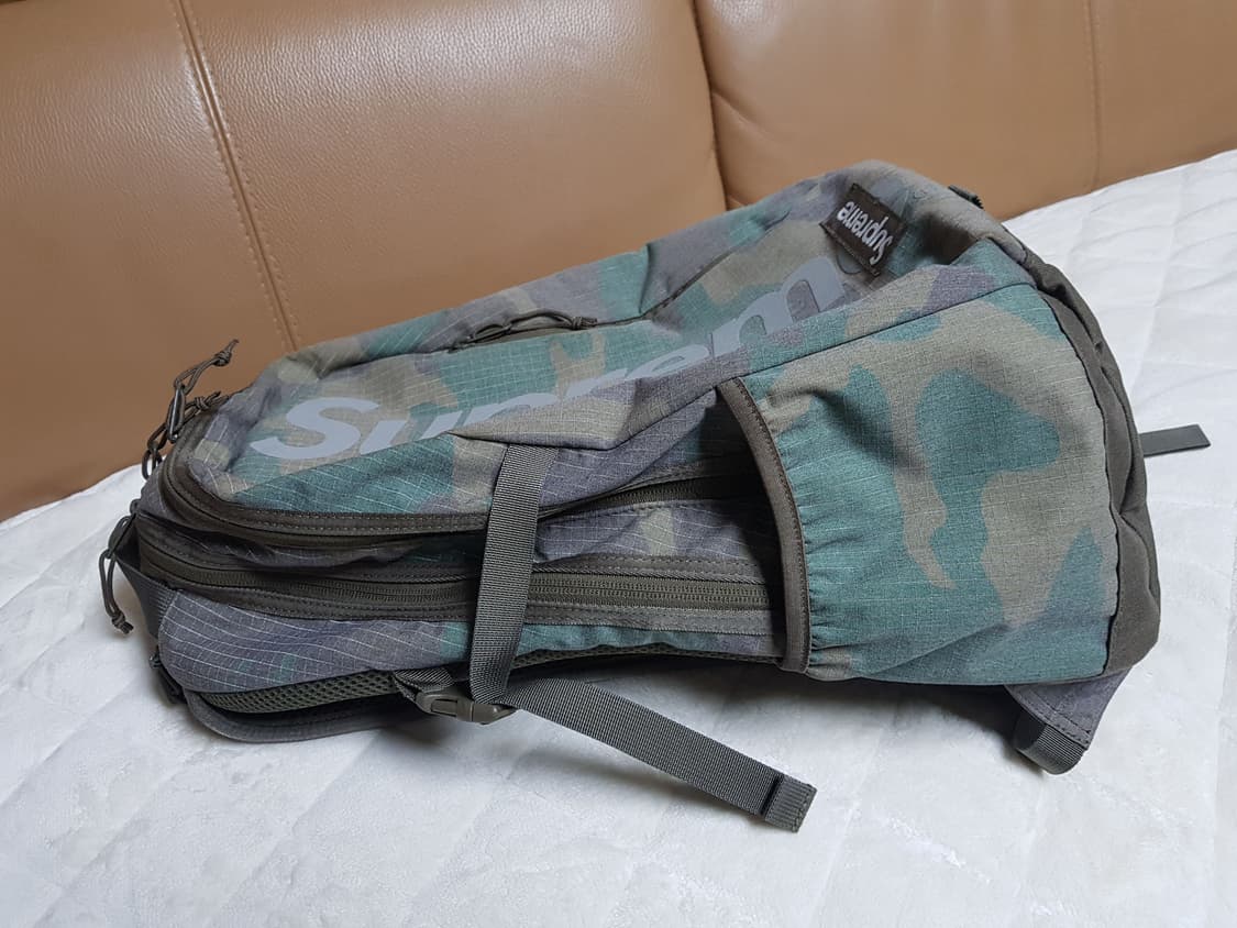 슈프림 백팩 우드랜드 카모 24SS 상품이미지4