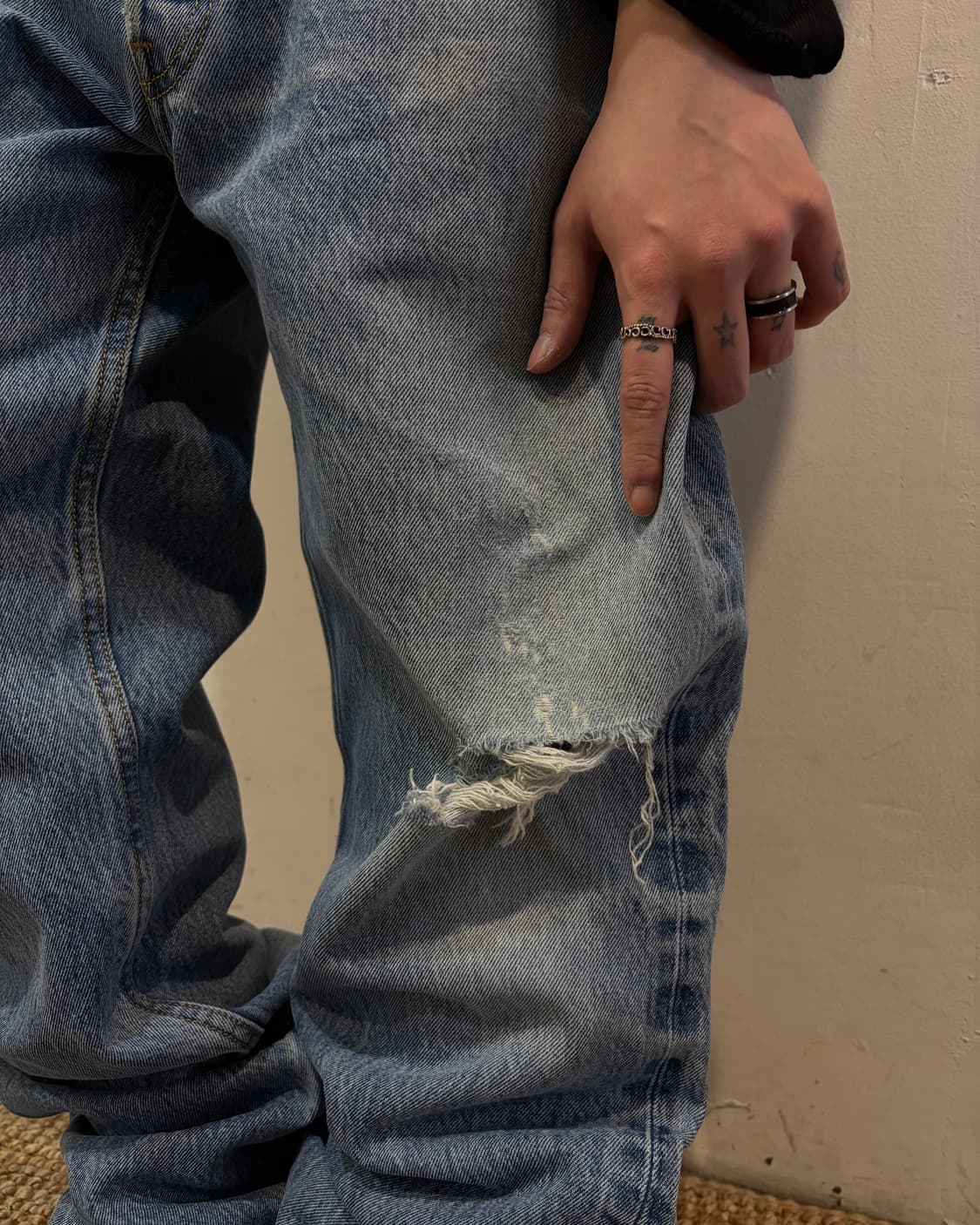 00‘s LEVIS 501 denim scratch jeans 상품이미지4
