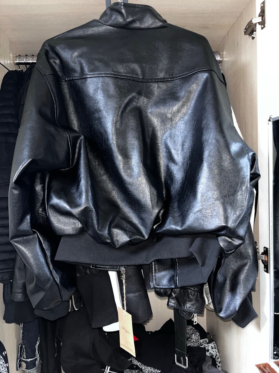 <새상품>HIGH NECK POCKET LEATHER JUMPE 상품이미지6