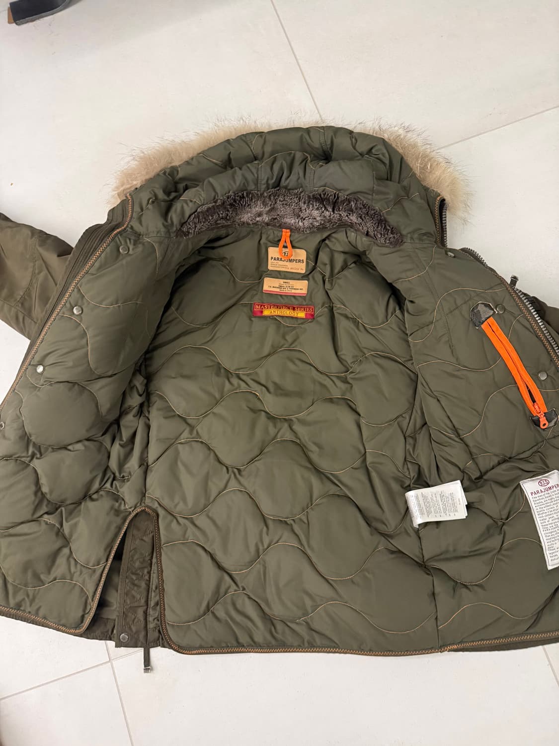 파라점퍼스 코디악 패딩  상품이미지3