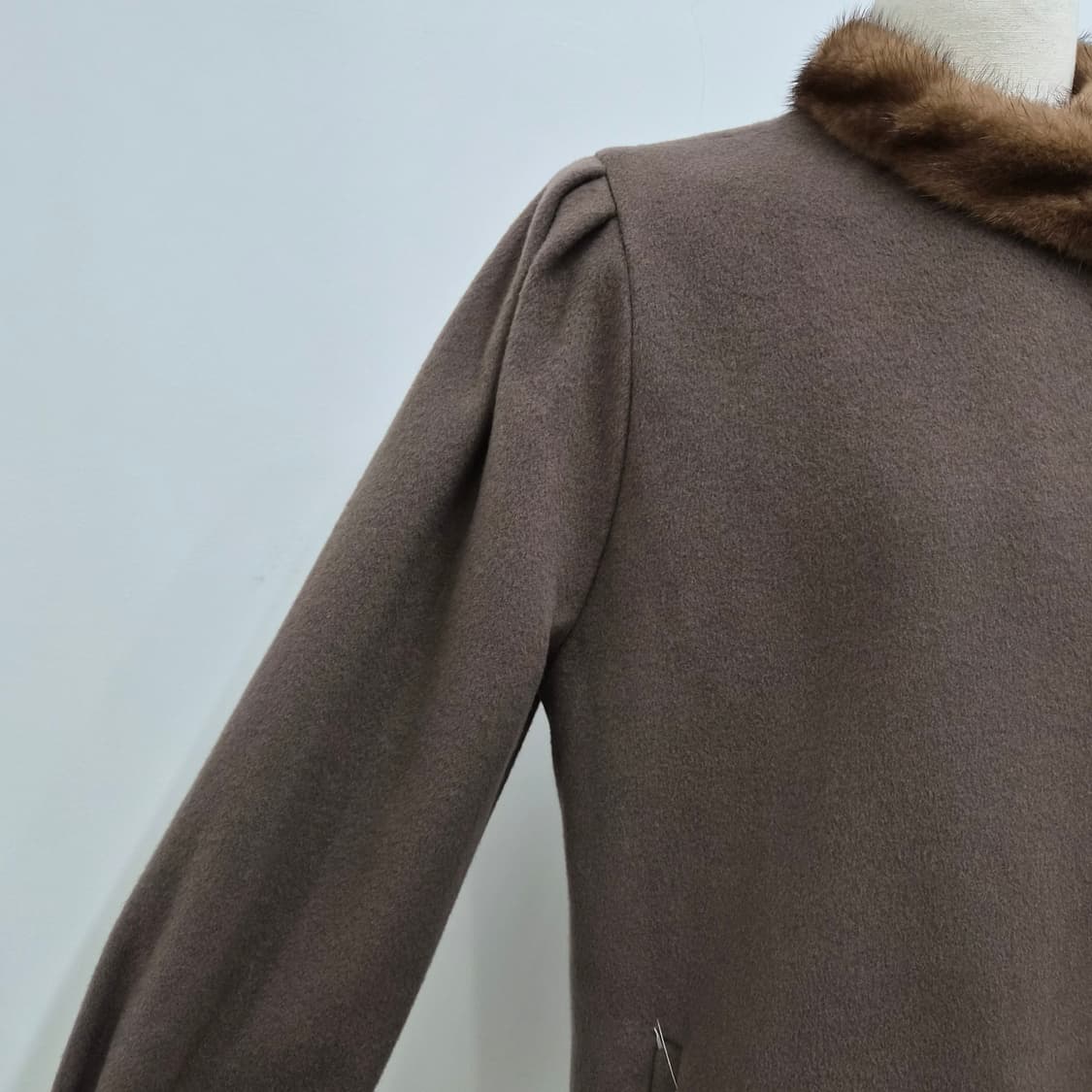 이태리 브라운 캐시미어 밍크퍼 트리밍 롱코트 상품이미지6