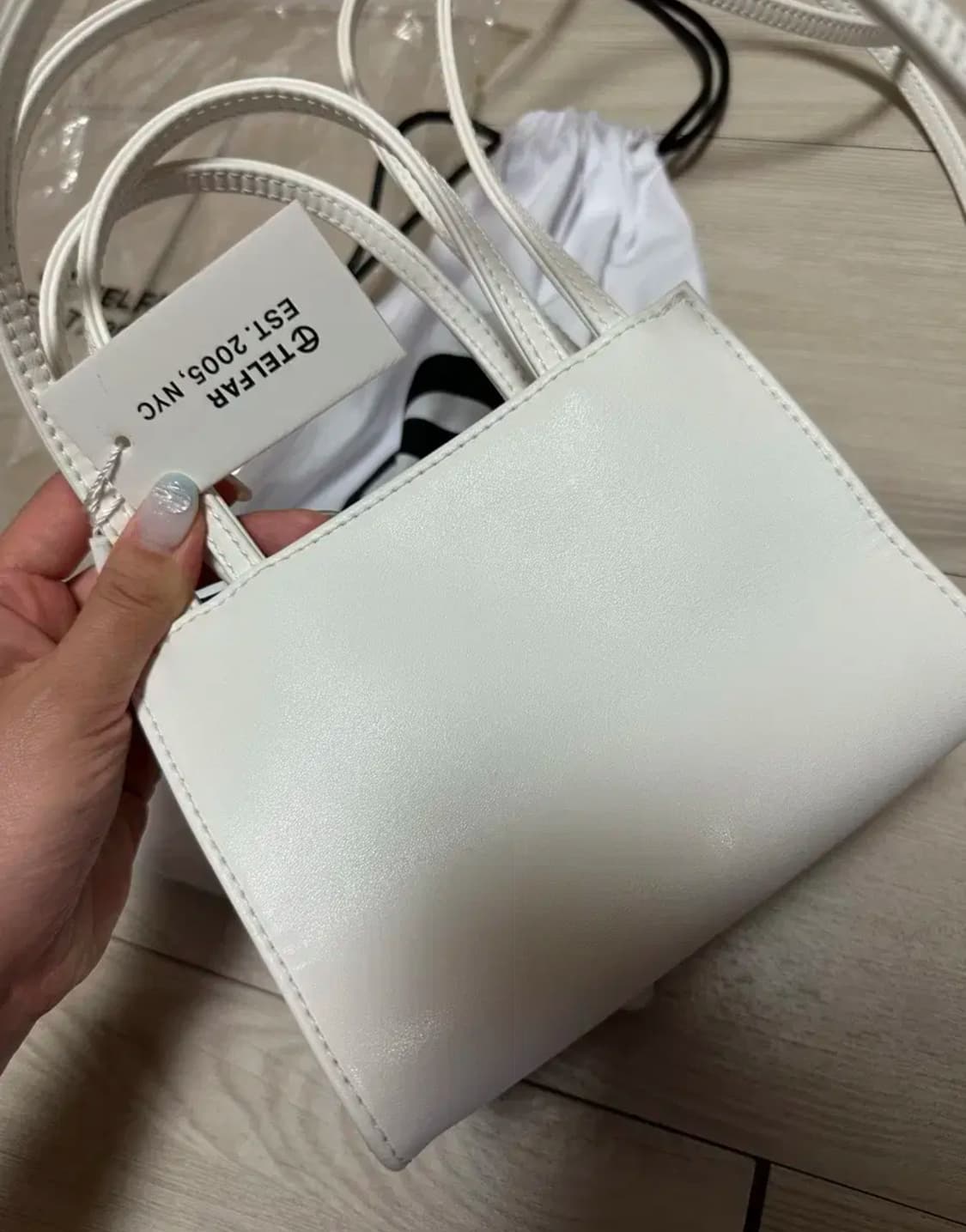 정품인증가능) 텔파 화이트 스몰 Telfar Small Shopping 상품이미지5