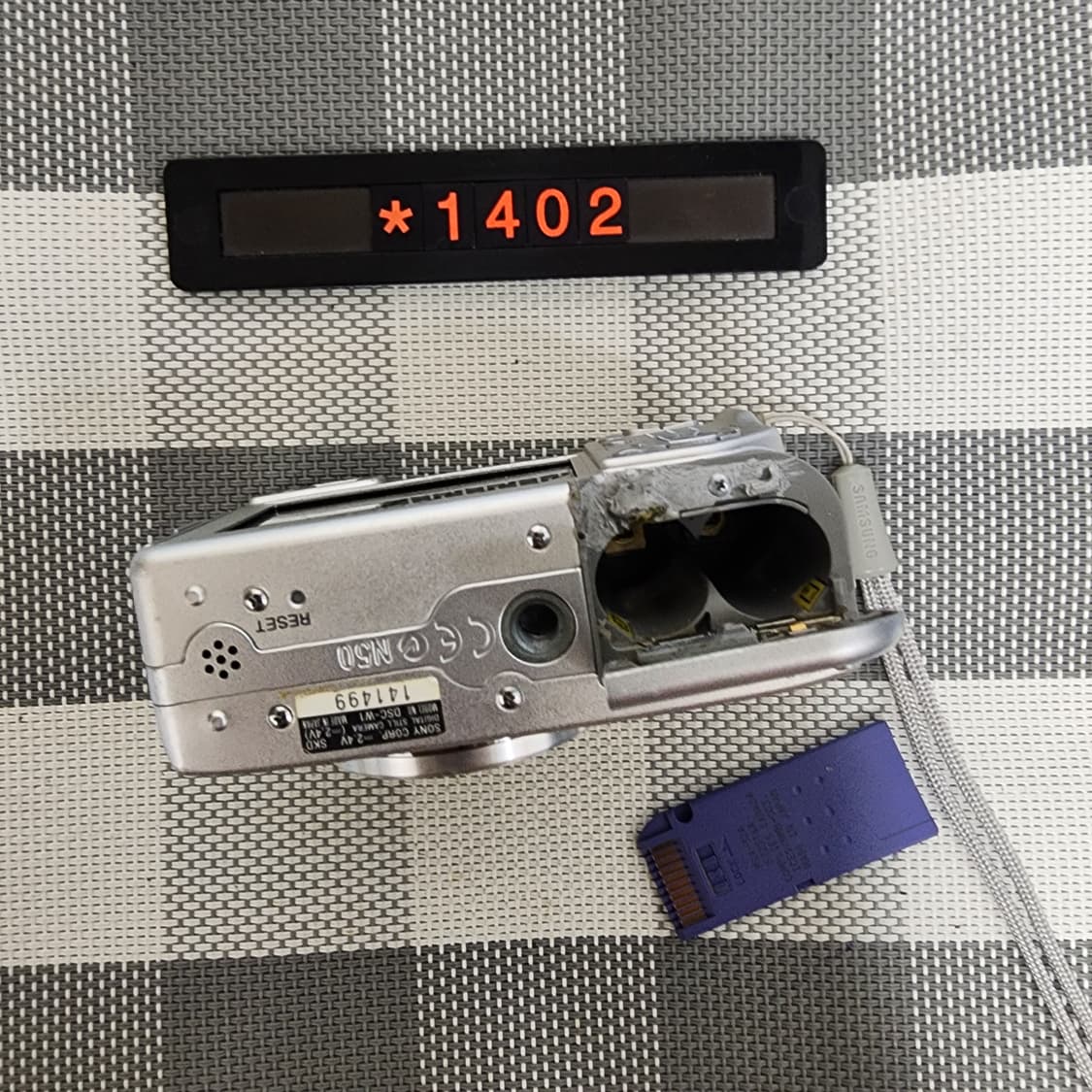 소니 사이버샷 DSC-W1 디지털카메라 실버바디 상품이미지5