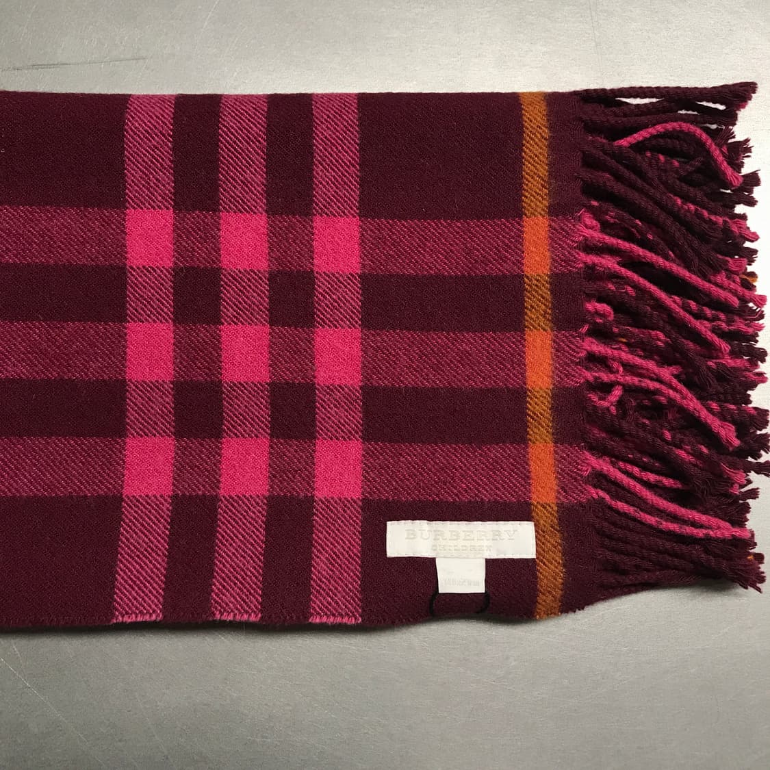 버버리 정품 캐시미어 머플러 버건디 상품이미지3