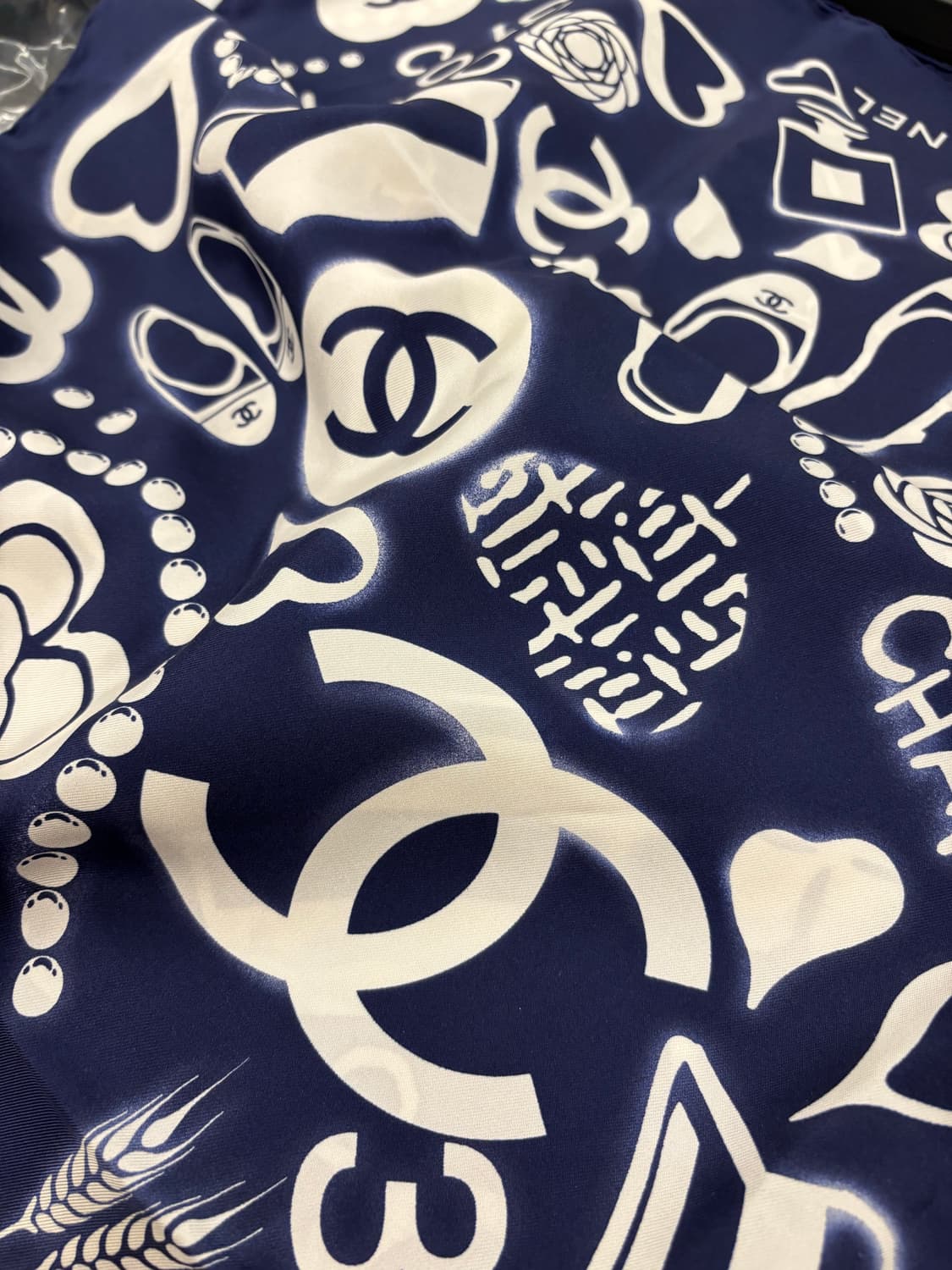 샤넬 실크 스카프 상품이미지3