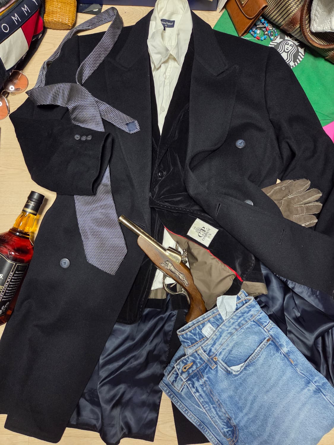 CAMBRIDGE MEMBERS 피크드라펠 더블브레스티드 코트 상품이미지2