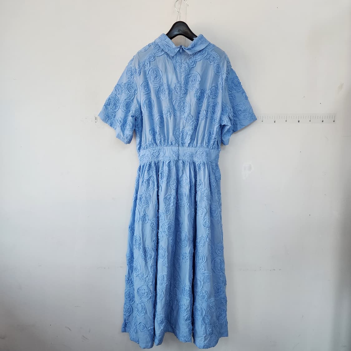 MOONSUN 하늘색 입체적 장미 엠보싱 롱 원피스 상품이미지3