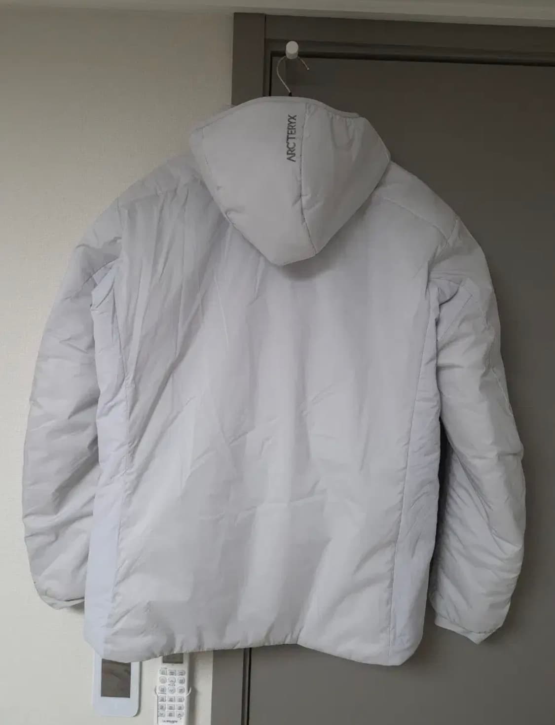 아크테릭스 아톰 SV 후디 솔리튜드 상품이미지2