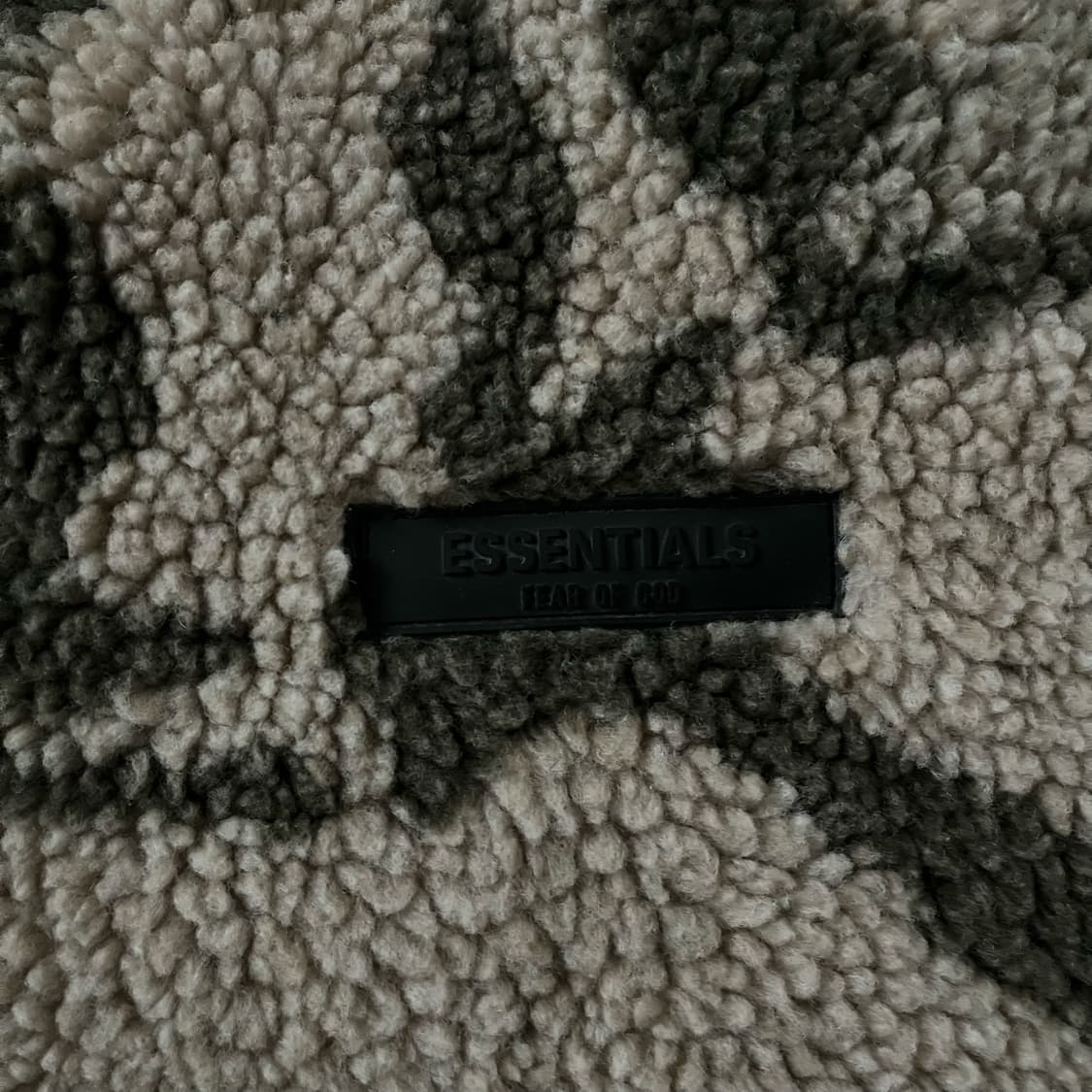 Fear of God Essentials fleece jacket 상품이미지5