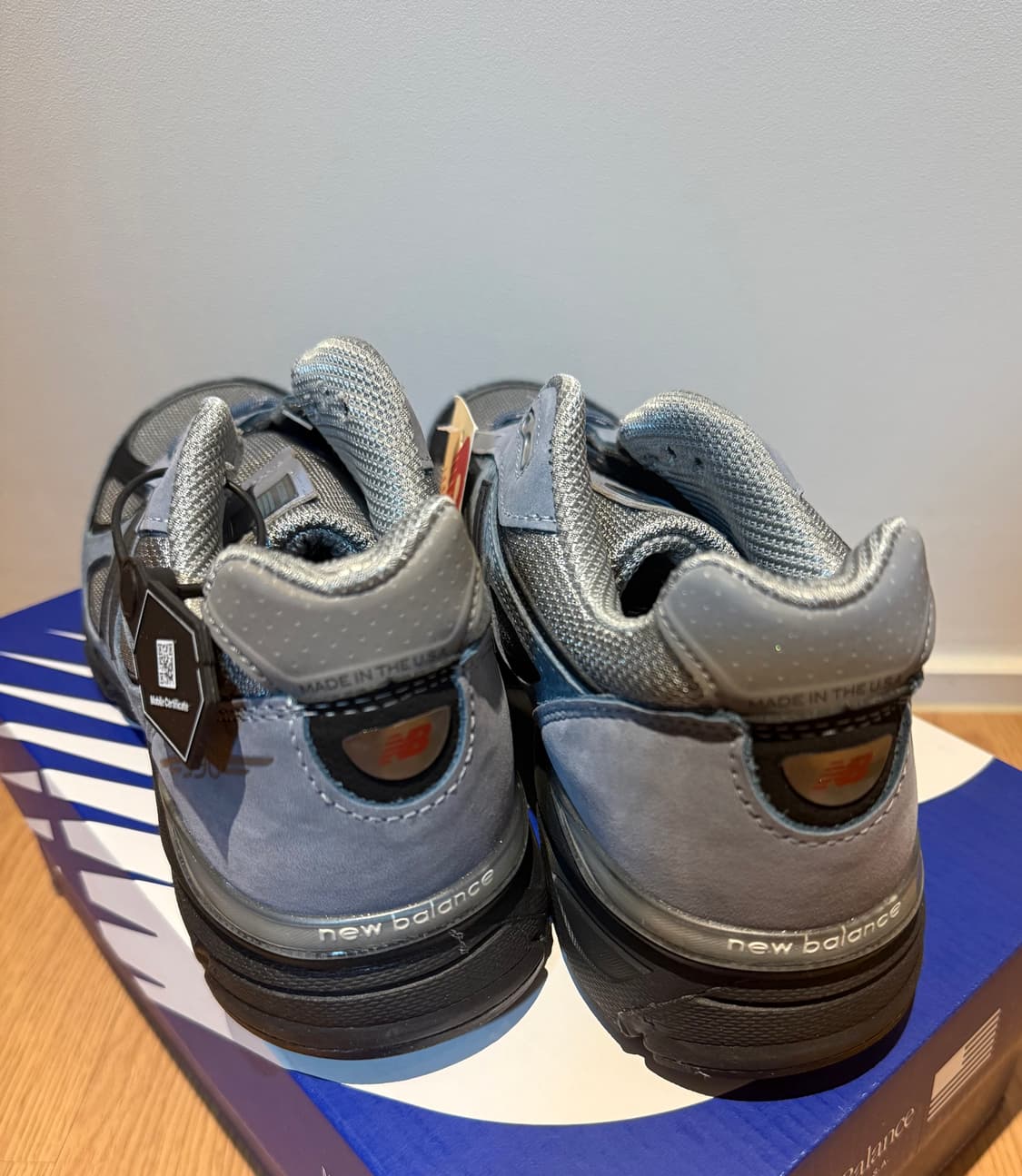 뉴발란스 990v4 아크틱 그레이 상품이미지3