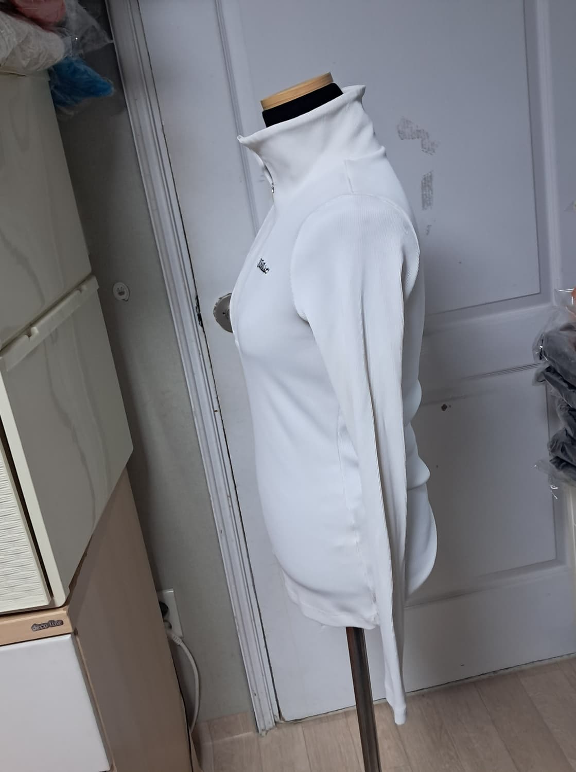 타이틀리스트 정품 여성 골프 반집업 티셔츠 S 상품이미지2