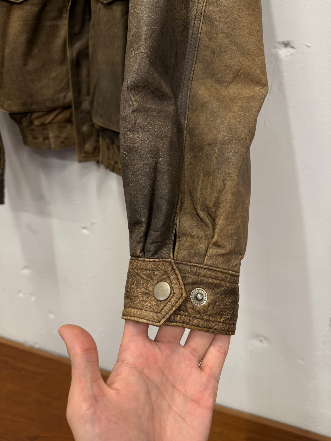 (L) 90s Map-Lined Leather Bomber Jacket  상품이미지5
