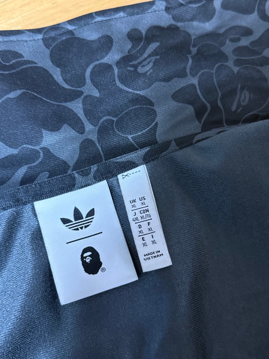 아디다스 베이프 트랙탑 2xl 상품이미지3